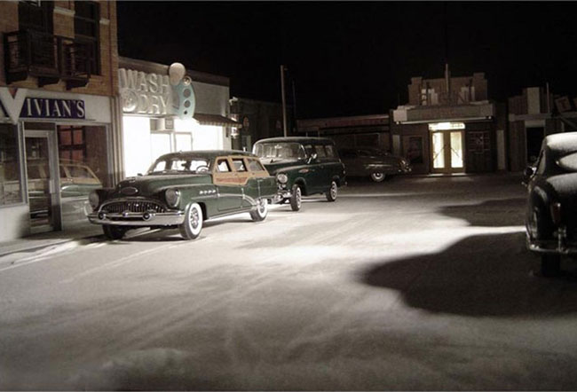 cool-miniature-town-cars-photographer-recreation-shadows